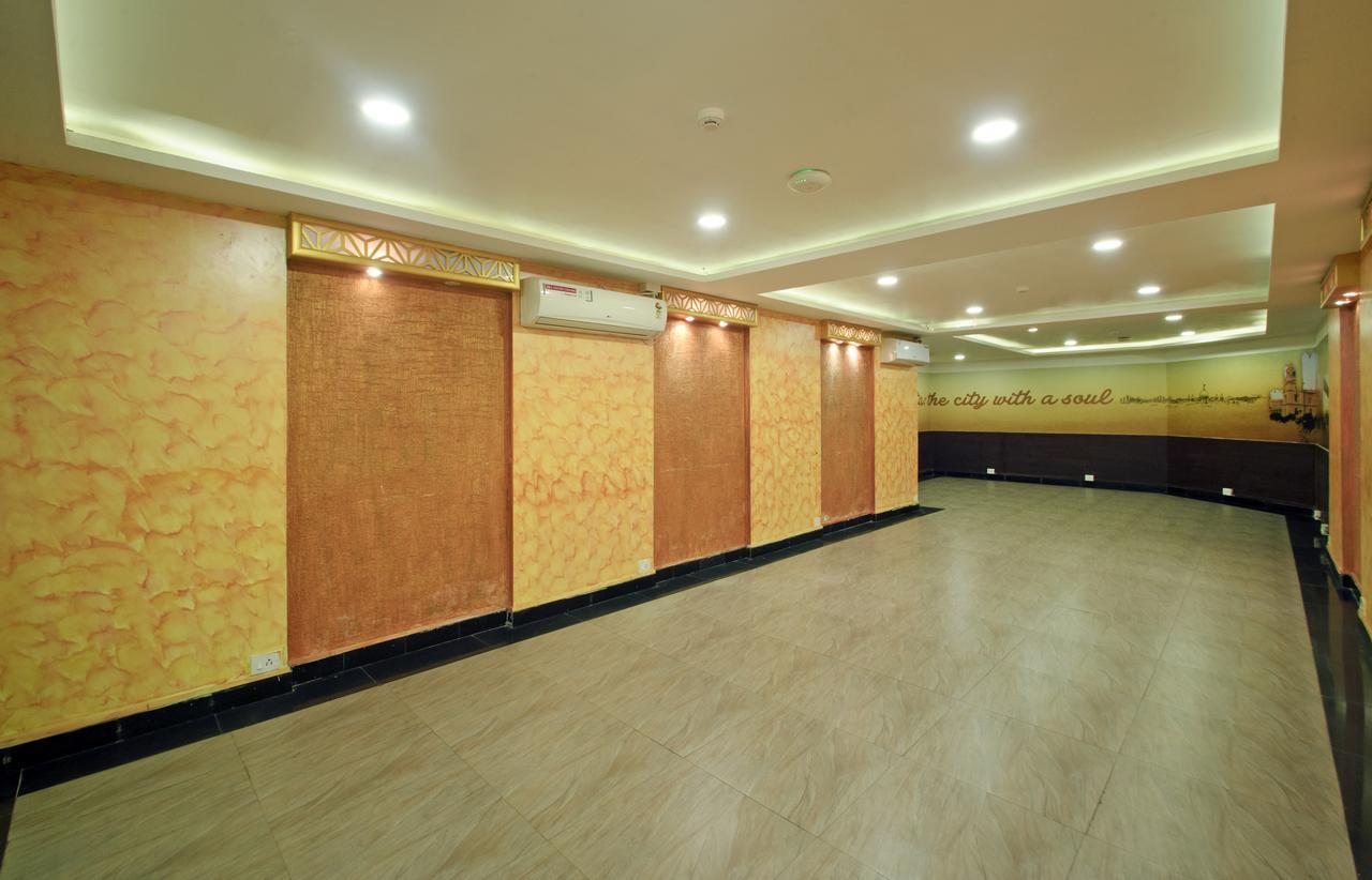 Oyo 8504 Namans Inn โกลกาตา ภายนอก รูปภาพ